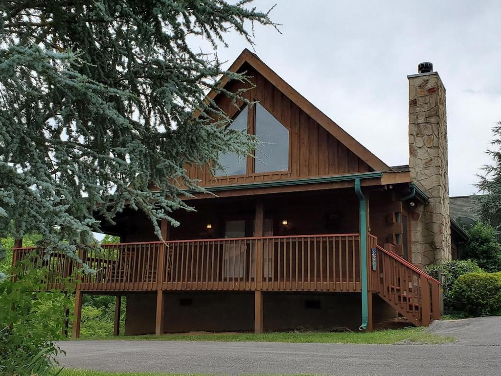 Story Brook: Beautiful True Log Cabin! Close To Dollywood, State Park, And More! 塞维尔维尔 外观 照片