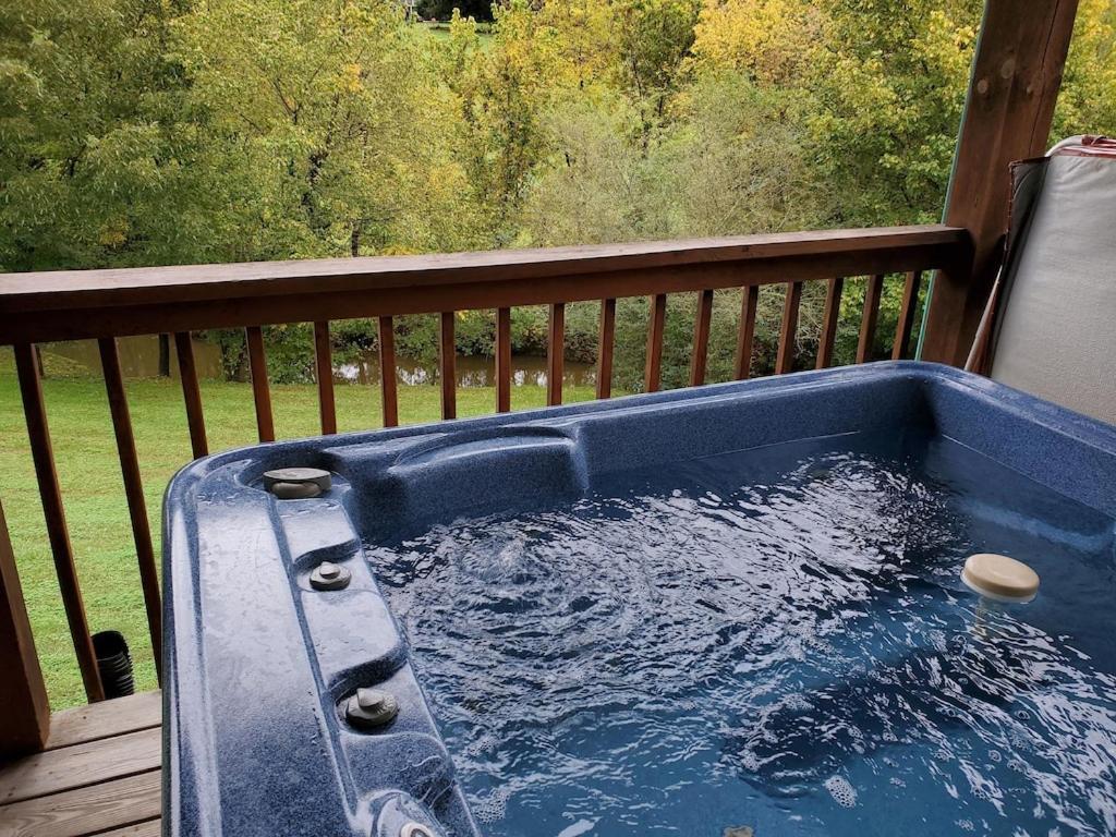 Story Brook: Beautiful True Log Cabin! Close To Dollywood, State Park, And More! 塞维尔维尔 外观 照片